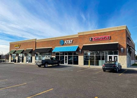 Retail space for Rent at 30207-30229 Mound Rd in Warren