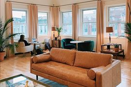 Barnfox - 291 Wall Street