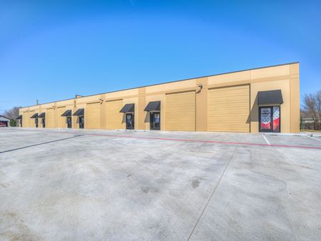 Photo of commercial space at 839 SW 19th Street in Moore