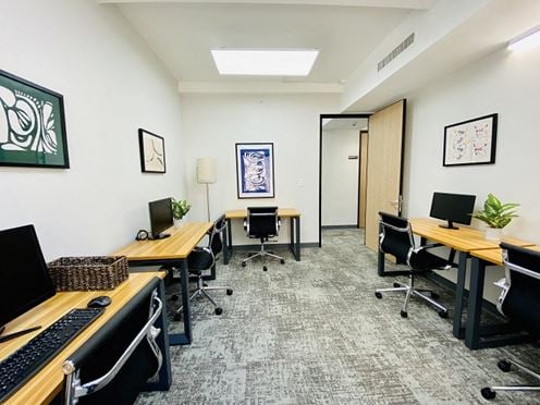 TKO Suites - Lexington Ave