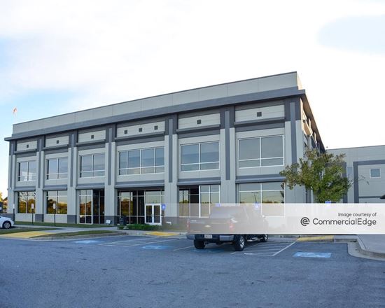 Majestic Airport Center III - Building 5 - 6710 Oakley Industrial Blvd, Union  City, GA | CommercialSearch