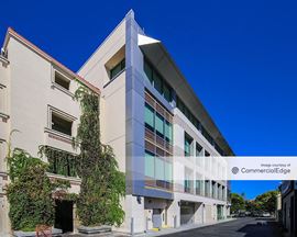 899 Evelyn Ave, W.