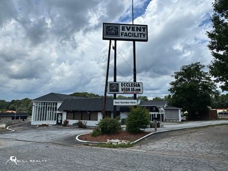 Retail space for Sale at 4225 Snapfinger Woods Dr in Decatur
