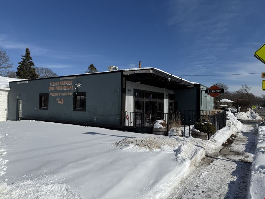 Fully Equipped Restaurant Building