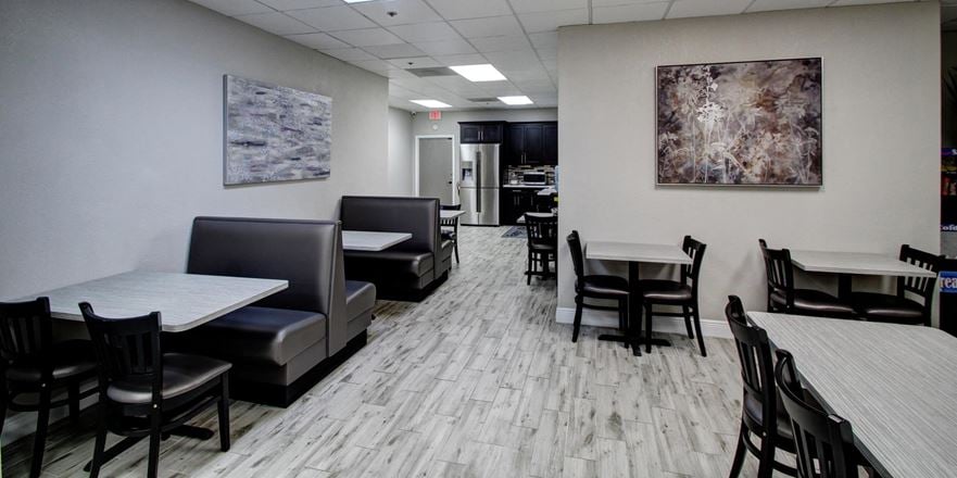 Hill Valley Suites - 1211 Tech Blvd