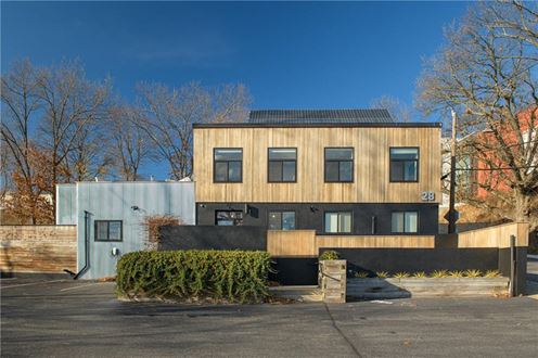 28 Wolcott St