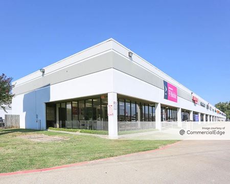 201-273 North Interstate 35 East - DeSoto