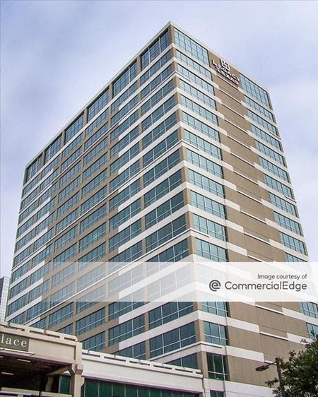Office space for Rent at 100 Throckmorton Street in Fort Worth