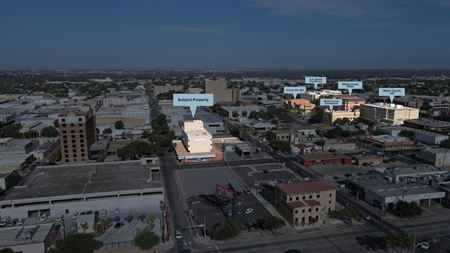 Photo of commercial space at 700 San Bernardo Ave in Laredo