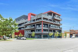 1122 N Broadway