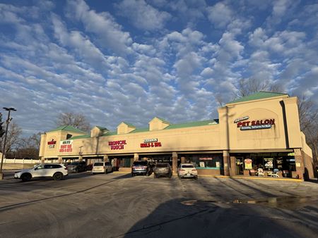 Photo of commercial space at 1320 S Commerce Rd in Walled Lake