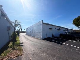 4444 Tamiami Trail