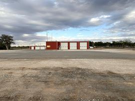 Truck Maintenance Facility on 6 Acre Yard for Sale