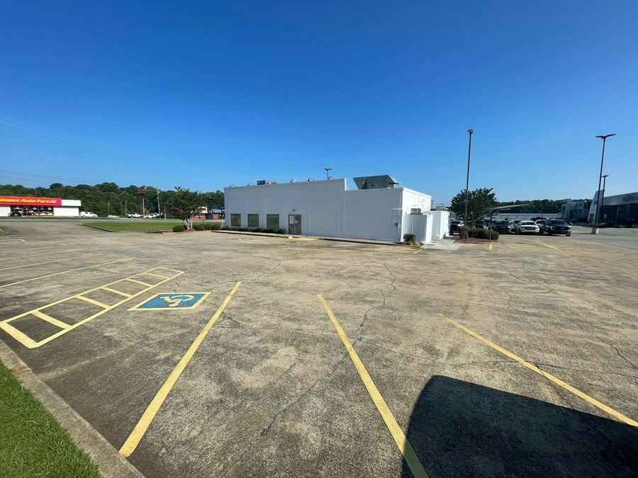 Freestanding QSR Available for Lease