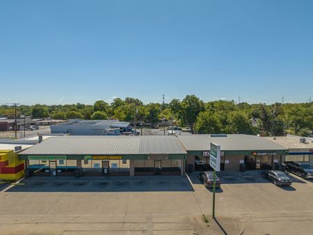 Retail space for Rent at W Waco Dr in Waco