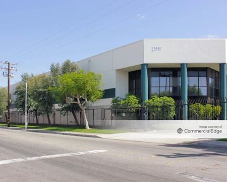 Photo of commercial space at 11840 Alameda Street in Lynwood