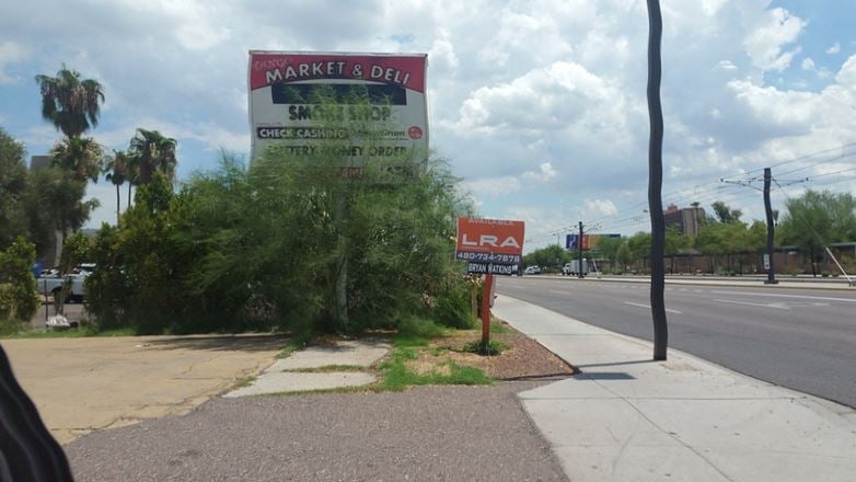 654 W Camelback Rd