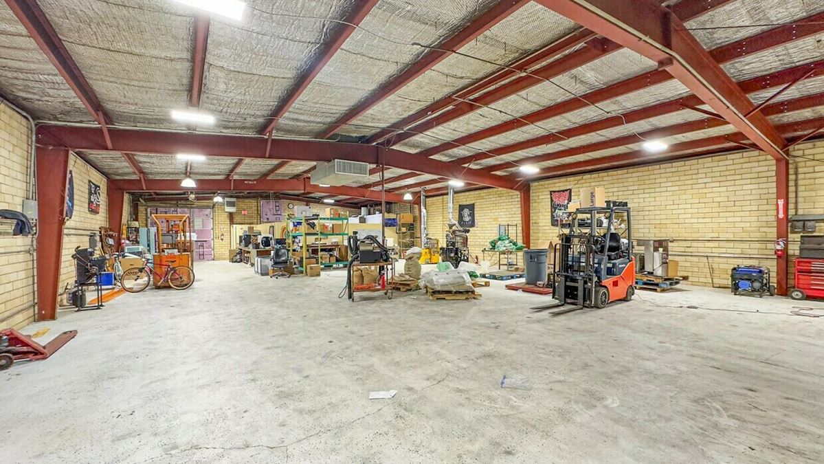 4704 sqft Industrial Space for Sale