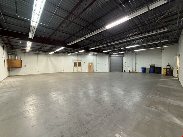 Office/ Warehouse Industrial Building