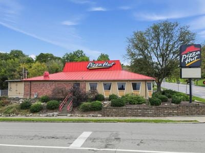 $1 Auction - Former Pizza Hut | Value-Add | 12K VPD Traffic