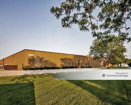 Industrial space for Rent at 7007 North Austin Avenue in Niles