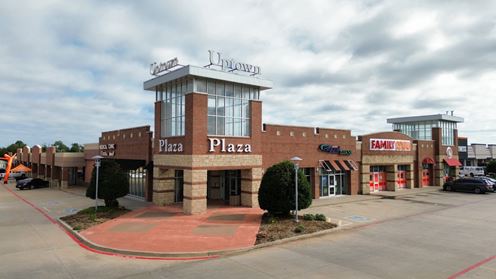 Uptown Plaza