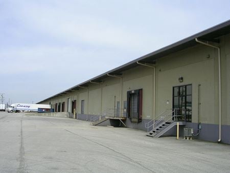 Photo of commercial space at 7625 National Turnpike in Louisville