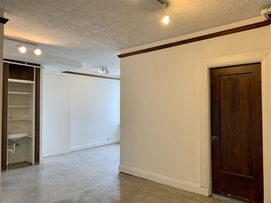 Suite 721 Iconic Art Deco 5225 Wilshire Building 5225 Wilshire Blvd