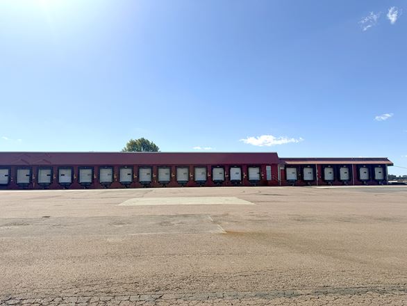 Industrial/Food Processing Warehouse & Distribution Facility