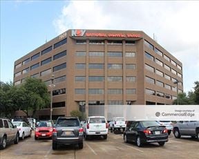 Parkwood Circle Building