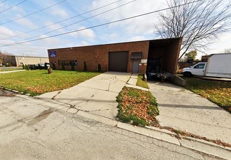 Industrial space for Sale at 375 Renner Dr., in Elgin