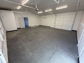 119 Bell Blvd. North