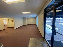 Retail/Office Showroom