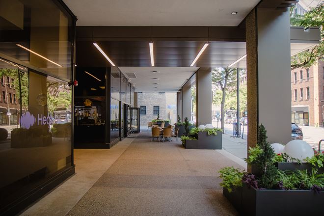 500 Davis Center