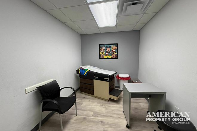 Class A Office with Potential Live/Work 2nd Floor