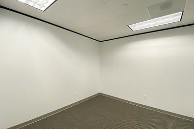 Workstyle Flexible Spaces - 13201 Northwest Freeway