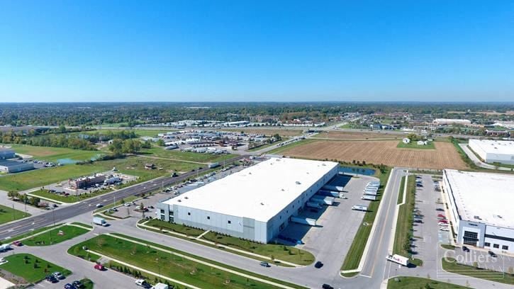 ±64,550 SF Industrial Facility for Sublease