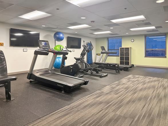 Regus - Lakewood - Wadsworth Blvd