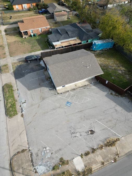 2101 Evans Ave