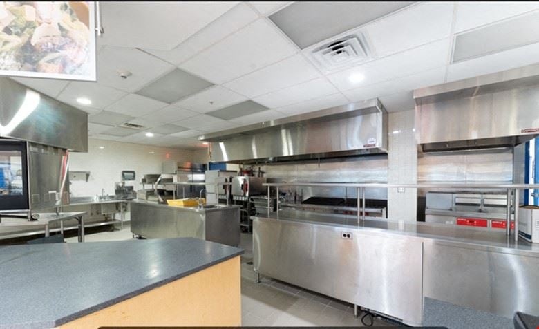 5450 Millstream Rd - Commercial Kitchen