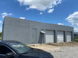 2166 London Groveport Rd