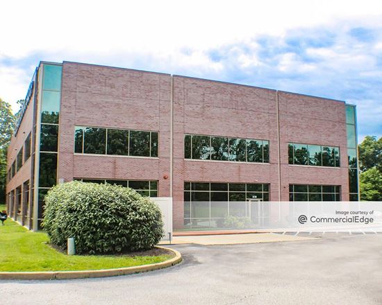 1630 Market Center Blvd