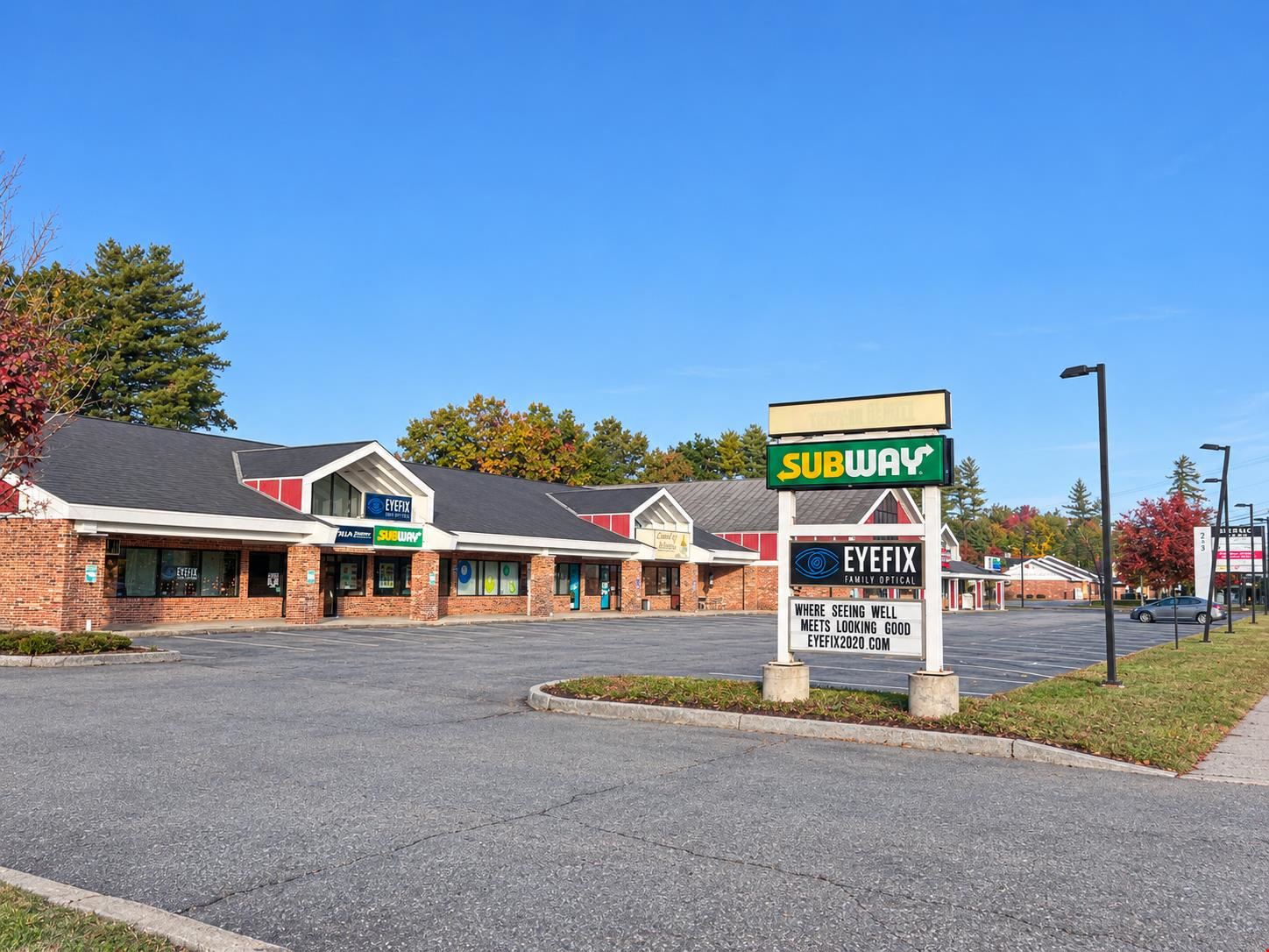 Emerald Plaza Shopping Center