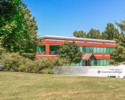 6120 Windward Pkwy