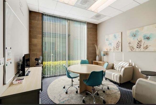 Hera Hub - Irvine Coworking