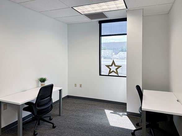 Regus - Nashville - 1 Music Circle