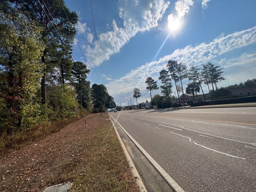 +/- 1.29 acres on Lake Harbor Drive in Ridgeland, Mississippi