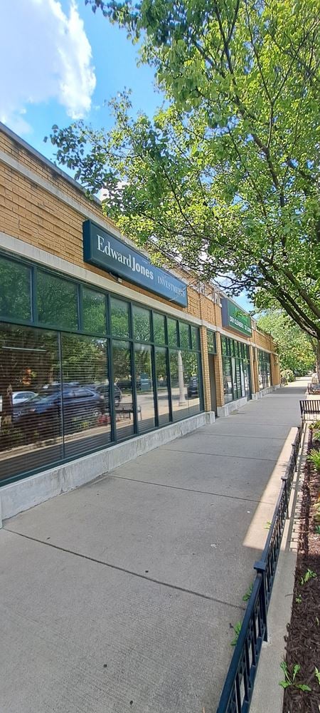 Retail space for Sale at 7777 Lake St in River Forest