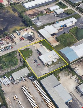 ±23,300 SF Industrial Warehouse with Fenced Yard