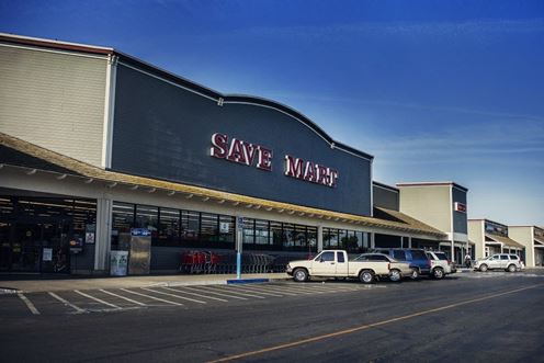 Lemoore Plaza